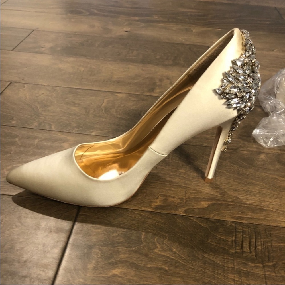 BADGLEY MISCHKA WEDDING SHOE